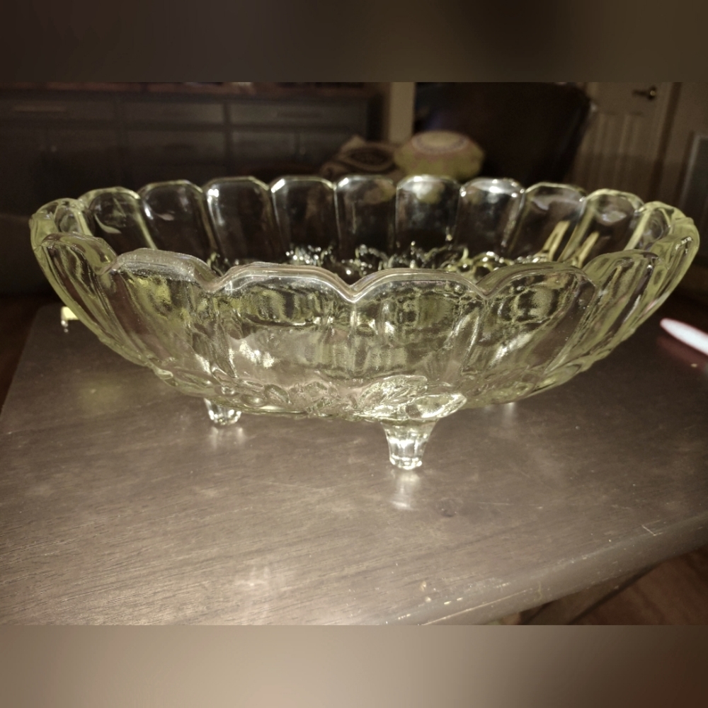 Vintage Indiana glass oval serving bowl